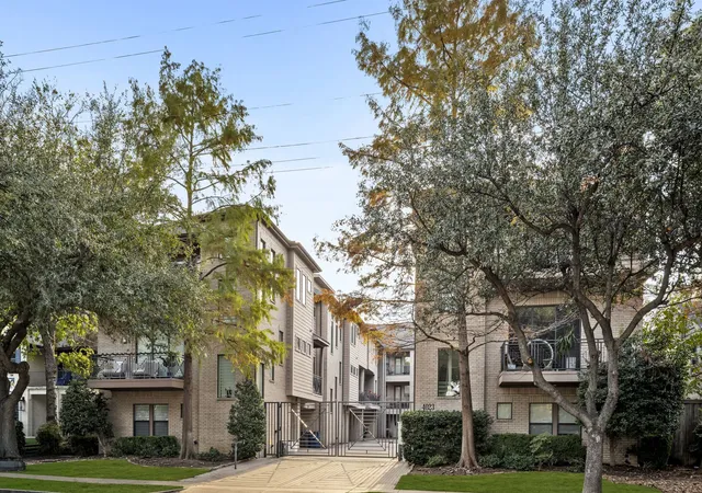 Photo 2 of Condo for sale at 4023 Rawlins St #105, Dallas, TX 75219 | MLS# 21367896 | Listing updated on 2026-09-19
