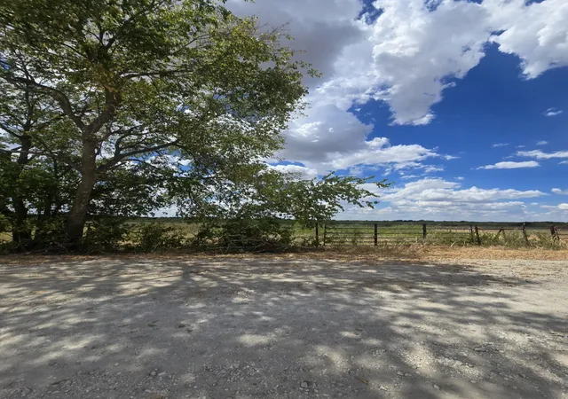 Photo 1 of Land for sale at Tbd Nw County Rd 1300, Barry, TX 75102 | MLS# 21368441 | Listing updated on 2026-09-17