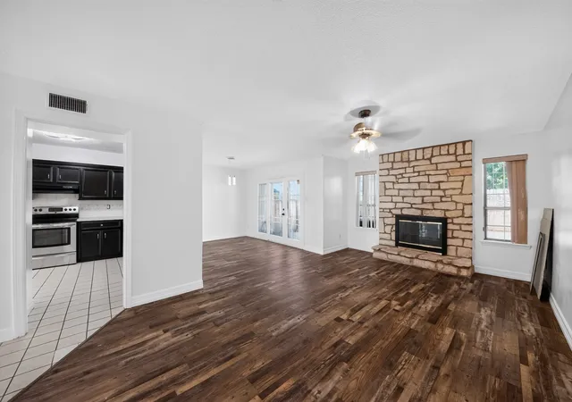 Townhouse for sale at 7335 Antoine Dr, Houston, TX 77088 | MLS# 21368318