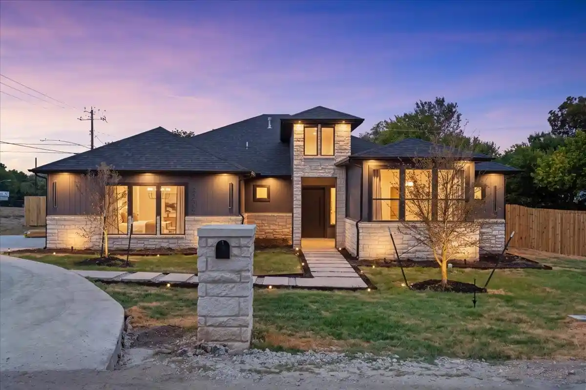 Photo 1 of Single family home for sale at 6306 Kemrock Dr, Dallas, TX 75241 | MLS# 21368414 | Listing updated on 2026-10-17