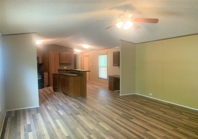 Photo 3 of Manufactured home for sale at 1652 Sheila Dr, Pelican Bay, TX 76020 | MLS# 21368477 | Listing updated on 2026-08-25