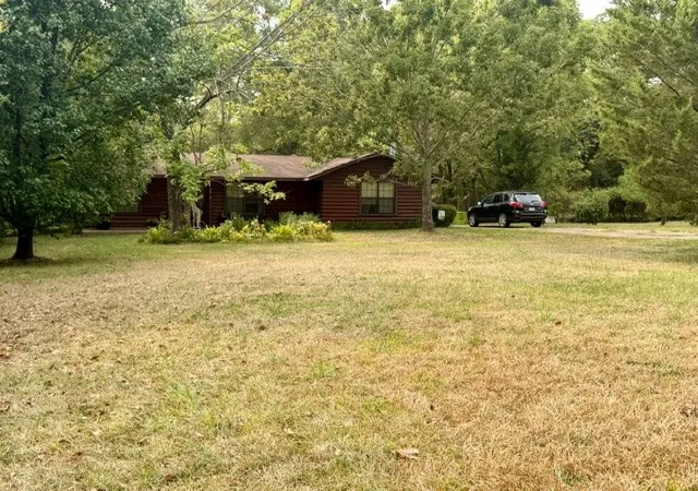 Photo 4 of Single family home for sale at 3212 Seminole Dr, Shreveport, LA 71107 | MLS# 21367289 | Listing updated on 2026-08-25