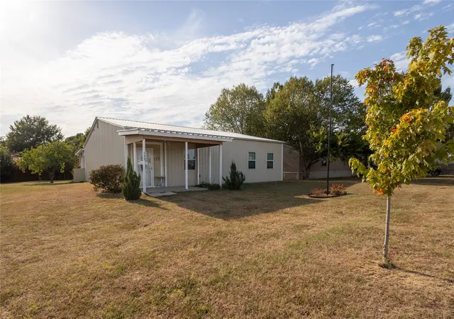 Photo 2 of Single family home for sale at 127 Mohican, Quitman, TX 75783 | MLS# 21368488 | Listing updated on 2026-08-25