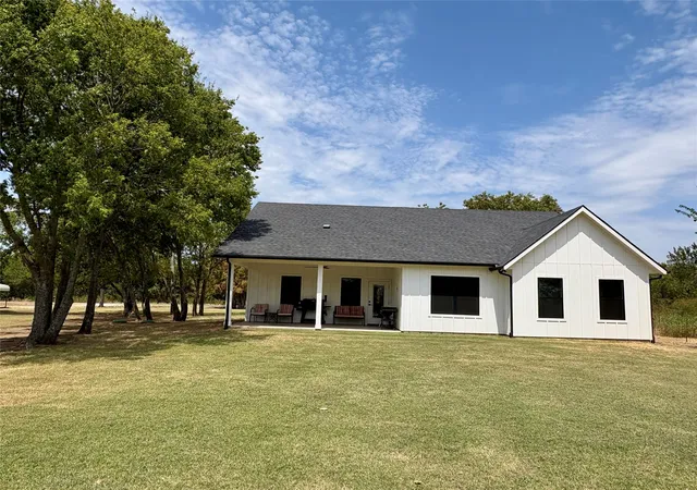 Photo 32 of Single family home for sale at 192 Hagerman Rd, Pottsboro, TX 75076 | MLS# 21368511 | Listing updated on 2026-10-06