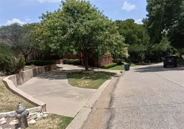 Photo 3 of Single family home for sale at 1116 Scotts Wy, Fort Worth, TX 76111 | MLS# 21368531 | Listing updated on 2026-10-02