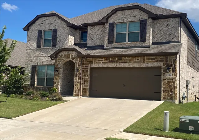 Photo 1 of Single family home for sale at 7729 Northumberland Dr, Fort Worth, TX 76179 | MLS# 21368537 | Listing updated on 2026-10-01