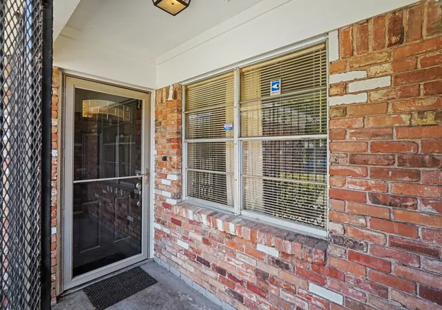 Photo 3 of Single family home for sale at 6620 Atha Dr, Dallas, TX 75217 | MLS# 21363890 | Listing updated on 2026-08-25