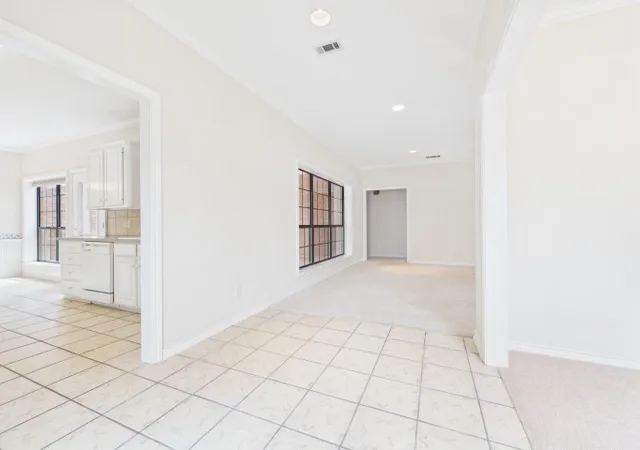 Photo 2 of Single family home for sale at 806 Torribrooke Ln, Athens, TX 75751 | MLS# 21368026 | Listing updated on 2026-08-29