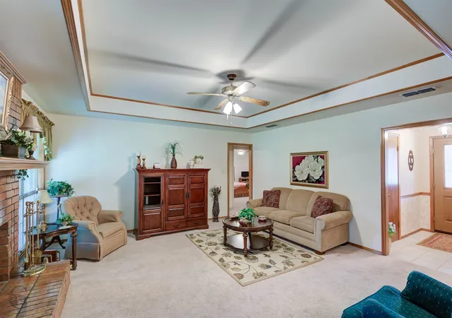 Photo 4 of Single family home for sale at 9335 Lytham Dr, Shreveport, LA 71129 | MLS# 21368589 | Listing updated on 2026-08-28
