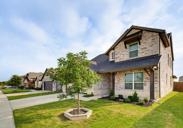 Photo 2 of Single family home for sale at 14212 Borealis Dr, Haslet, TX 76052 | MLS# 21368607 | Listing updated on 2026-08-27