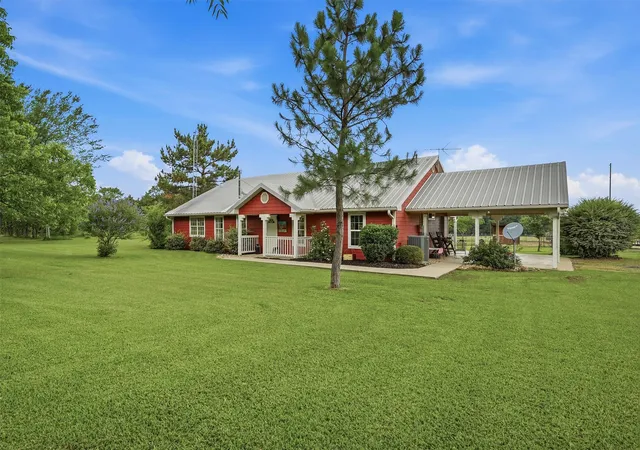 Photo 2 of Land for sale at 905 Crawford Rd, Sadler, TX 76264 | MLS# 21366769 | Listing updated on 2026-10-03