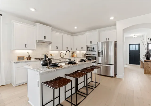 Photo 2 of Single family home for sale at 8713 Whirlaway Ln, Aubrey, TX 76258 | MLS# 21368625 | Listing updated on 2026-09-03