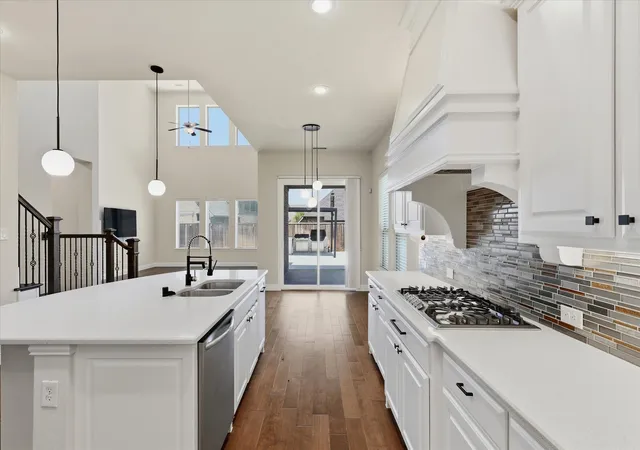 Photo 4 of Single family home for sale at 2433 Mare Rd, Carrollton, TX 75010 | MLS# 21361703 | Listing updated on 2026-08-29