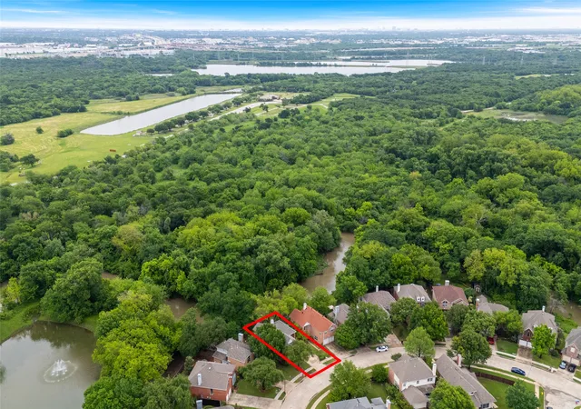 Photo 2 of Single family home for sale at 981 Parker Dr, Coppell, TX 75019 | MLS# 21368622 | Listing updated on 2026-10-07