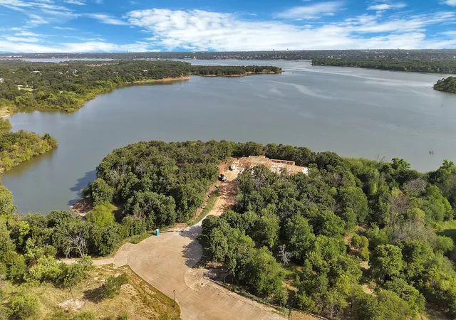 Photo 4 of Land for sale at Lot 20 Oak Bluff Dr, Corinth, TX 76208 | MLS# 21352519 | Listing updated on 2026-08-25