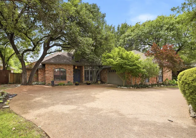 Photo 3 of Single family home for sale at 8710 Sanshire Ave, Dallas, TX 75231 | MLS# 21368327 | Listing updated on 2026-08-25