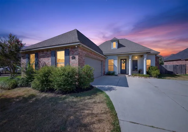 Photo 1 of Single family home for sale at 217 Danielle Dr, Benton, LA 71006 | MLS# 21368659 | Listing updated on 2026-08-25