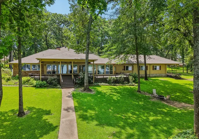 Photo 3 of Single family home for sale at 352 County Road 1299, Yantis, TX 75497 | MLS# 21368066 | Listing updated on 2026-08-26