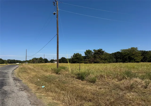 Photo 2 of Land for sale at 3240 Recreational Road 3, Bonham, TX 75418 | MLS# 21362709 | Listing updated on 2026-09-24