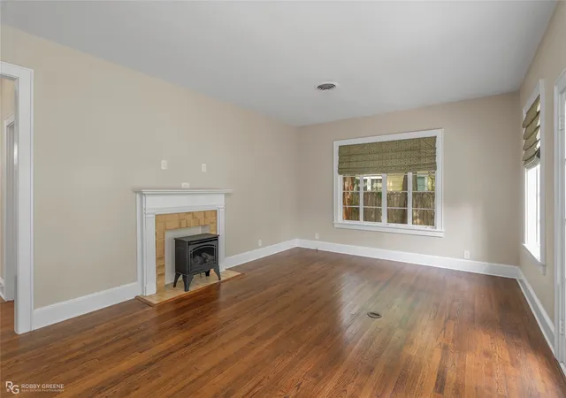 Photo 2 of Single family home for sale at 123 Ardmore Ave, Shreveport, LA 71105 | MLS# 21361394 | Listing updated on 2026-09-30