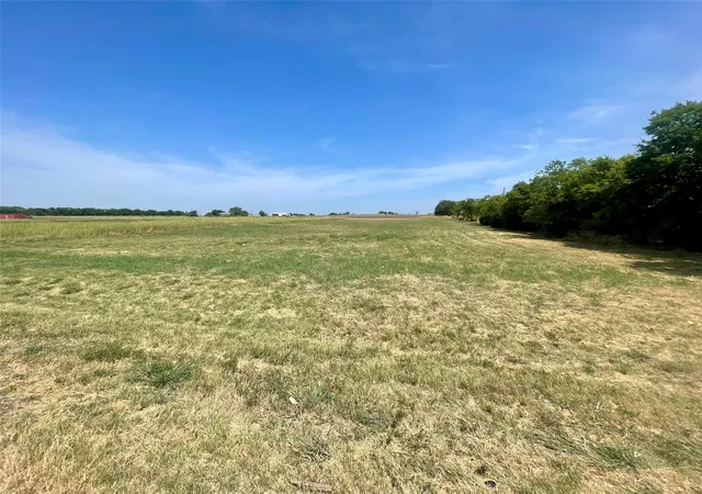 Photo 1 of Land for sale at 999 N Denny St, Howe, TX 75459 | MLS# 21367631 | Listing updated on 2026-08-28