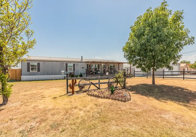Photo 1 of Manufactured home for sale at 157 Judge Ct, New Fairview, TX 76078 | MLS# 21368332 | Listing updated on 2026-08-25