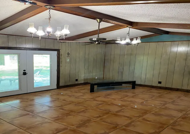 Photo 3 of Single family home for sale at 603 W 11th St, Clarksville, TX 75426 | MLS# 21368772 | Listing updated on 2026-08-25