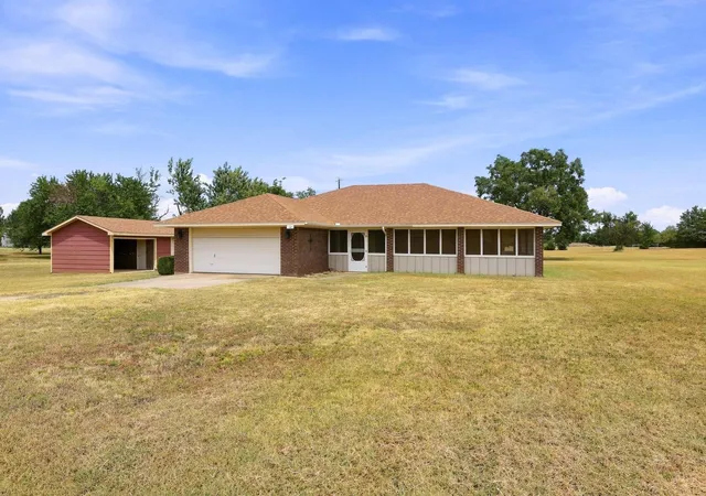 Photo 3 of Single family home for sale at 1625 Richerson Rd, Denison, TX 75021 | MLS# 21368795 | Listing updated on 2026-10-07