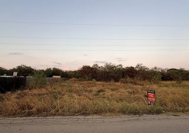 Photo 2 of Land for sale at 5344 Turnout Ln, Dallas, TX 75236 | MLS# 21368354 | Listing updated on 2026-09-21