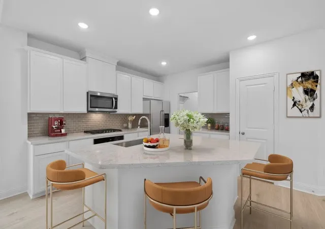 Photo 3 of Single family home for sale at 4125 Harrison St, Heartland, TX 75114 | MLS# 21368798 | Listing updated on 2026-10-06
