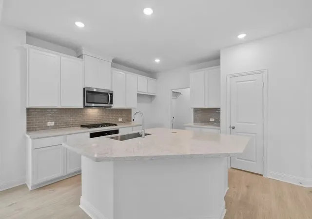 Photo 4 of Single family home for sale at 4125 Harrison St, Heartland, TX 75114 | MLS# 21368798 | Listing updated on 2026-10-06