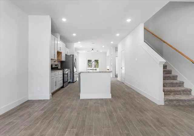 Photo 4 of Single family home for sale at 5224 Anderson St, Fort Worth, TX 76105 | MLS# 21368867 | Listing updated on 2026-08-25
