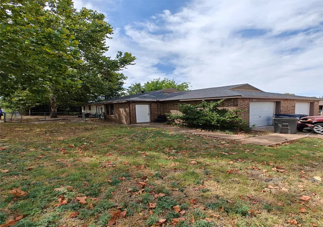 Photo 3 of Townhouse for sale at 123 Prairie Creek Cir #2, Princeton, TX 75407 | MLS# 21368171 | Listing updated on 2026-08-25
