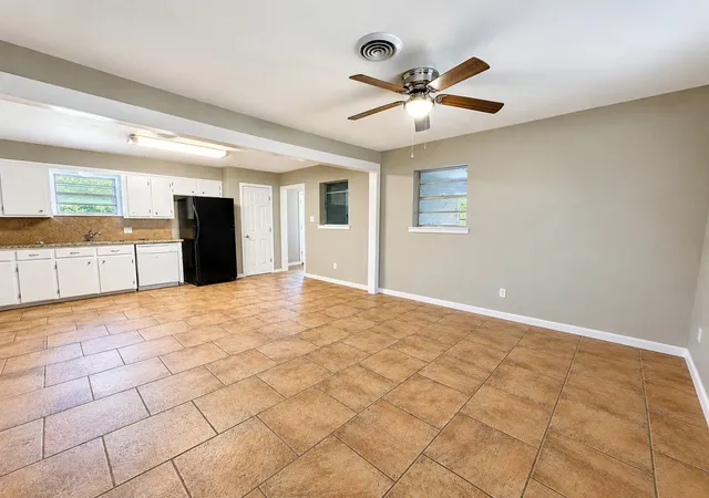 Photo 2 of Single family home for sale at 909 N Avenue K, Haskell, TX 79521 | MLS# 21363335 | Listing updated on 2026-08-25