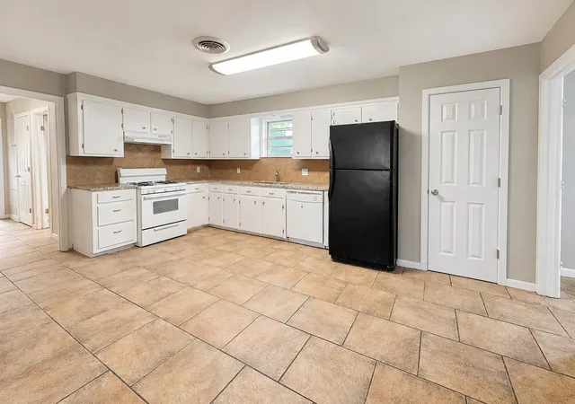 Photo 3 of Single family home for sale at 909 N Avenue K, Haskell, TX 79521 | MLS# 21363335 | Listing updated on 2026-08-25