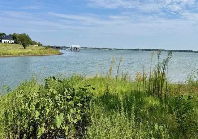 Photo 4 of Land for sale at Lot 67 Diamond Point Dr, Corsicana, TX 75109 | MLS# 21368329 | Listing updated on 2026-08-27