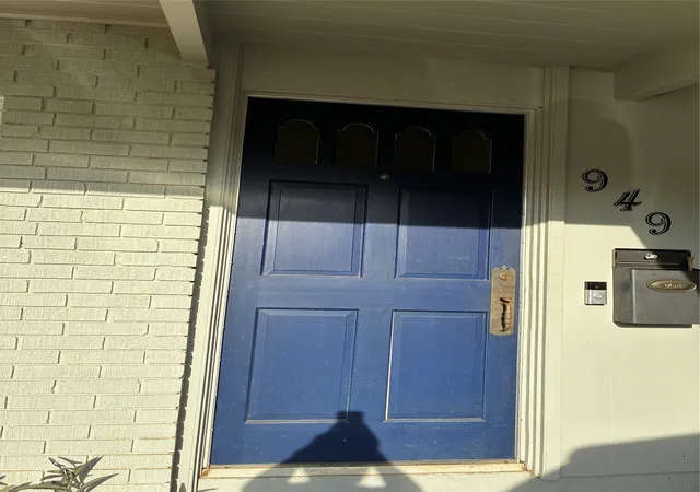 Photo 3 of Single family home for sale at 949 Captain Shreve Dr, Shreveport, LA 71105 | MLS# 21360291 | Listing updated on 2026-08-26