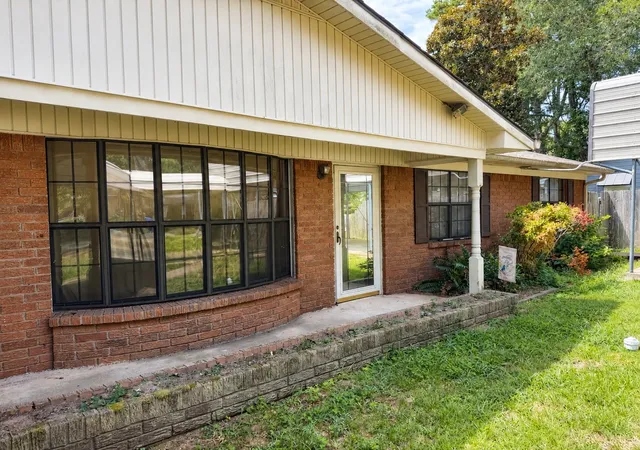Photo 4 of Single family home for sale at 5525 Knollcrest Dr, Shreveport, LA 71129 | MLS# 21369062 | Listing updated on 2026-08-26
