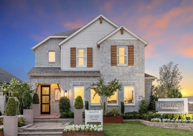 Photo 1 of Single family home for sale at 903 Sagebrush Trl, Sherman, TX 75092 | MLS# 21369005 | Listing updated on 2026-09-28