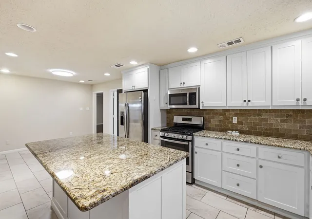 Photo 4 of Single family home for sale at 5708 Sunset Rd, Westworth Village, TX 76114 | MLS# 21368136 | Listing updated on 2026-08-29