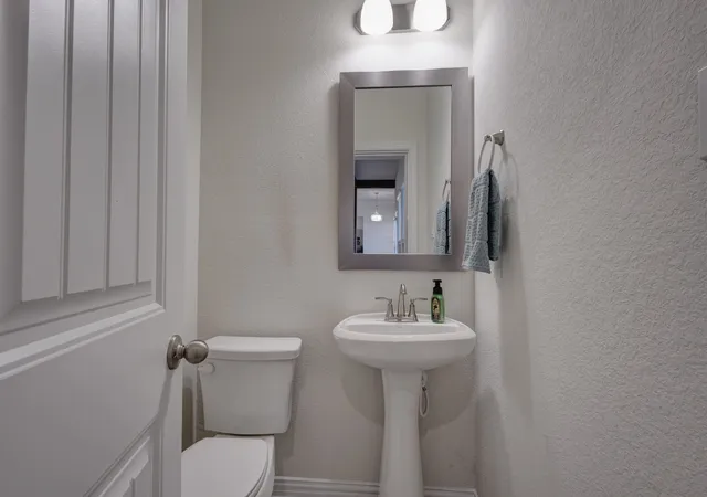 Photo 3 of Single family home for sale at 7604 Midway Ridge Trl, Ponder, TX 76259 | MLS# 21369176 | Listing updated on 2026-10-06