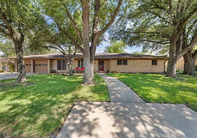 Single family home for sale at 311 S College Ave, Troy, TX 76579 | MLS# 21369181
