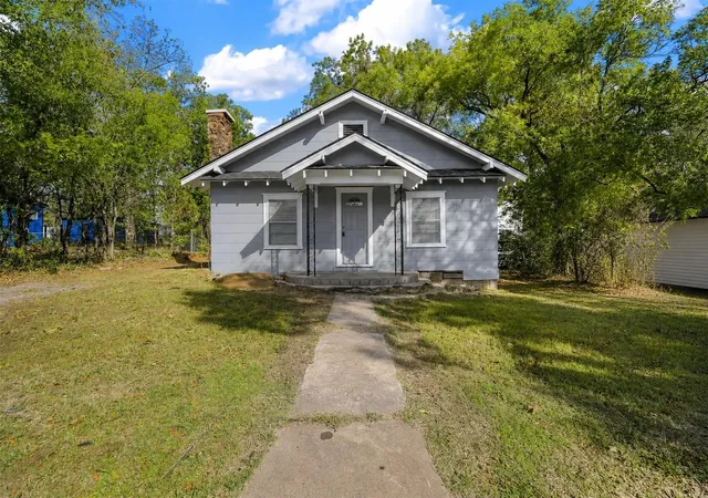 Photo 1 of Multi family home for sale at 509 E Heron, Denison, TX 75021 | MLS# 21369263 | Listing updated on 2026-08-26