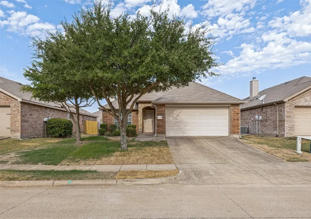 Photo 1 of Single family home for sale at 2131 Rains County Rd, Forney, TX 75126 | MLS# 21367634 | Listing updated on 2026-08-26