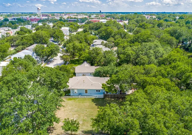 Photo 3 of Land for sale at 605 N Kentucky St, Mc Kinney, TX 75069 | MLS# 21368399 | Listing updated on 2026-08-26