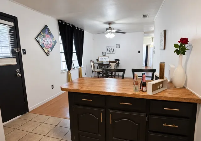 Photo 3 of Single family home for sale at 639 Yale Dr, Lancaster, TX 75134 | MLS# 21369323 | Listing updated on 2026-08-26