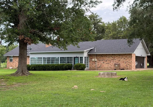Photo 3 of Single family home for sale at 225 Farm To Market Rd 21, Pittsburg, TX 75686 | MLS# 21369328 | Listing updated on 2026-08-26