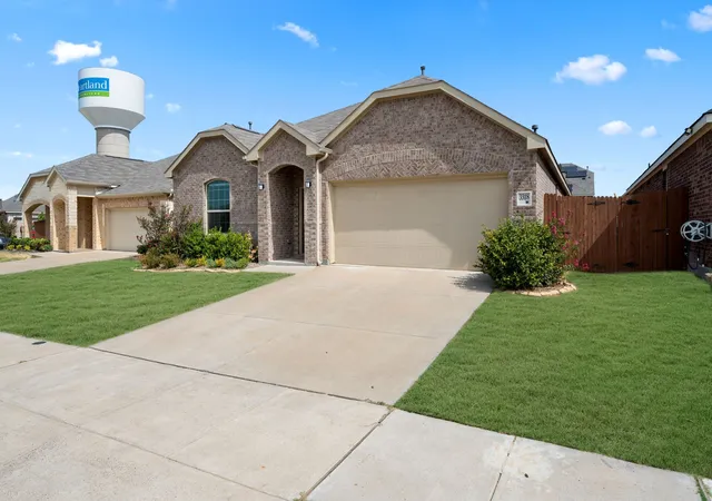 Photo 2 of Single family home for sale at 3318 Brentwood Cvs, Heartland, TX 75126 | MLS# 21365375 | Listing updated on 2026-09-04