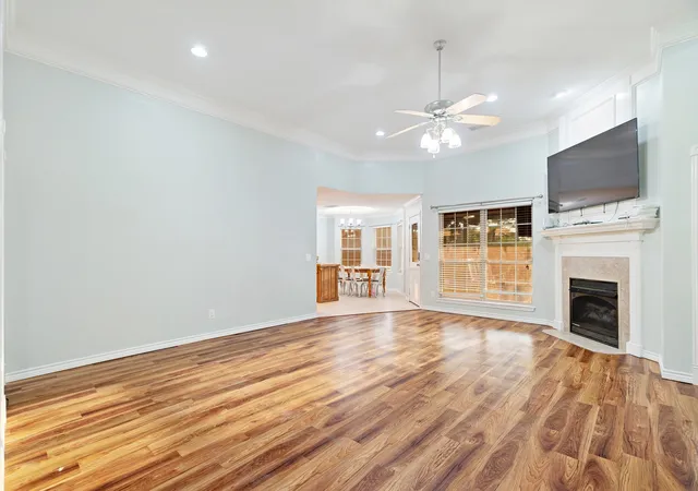 Single family home for sale at 1725 Meadowview Dr, Reno, TX 75462 | MLS# 21368930 | Listing updated on 2026-10-03
