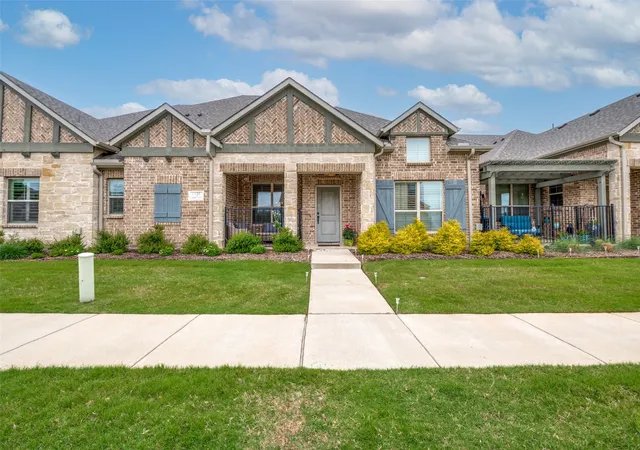 Photo 1 of Single family home for sale at 1130 Foxglove Ln, Prosper, TX 75078 | MLS# 21369414 | Listing updated on 2026-09-03